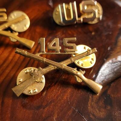 Lot 44: (4) Assorted U.S. Military Pins - US and 145 Infantry