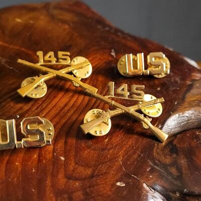 Lot 44: (4) Assorted U.S. Military Pins - US and 145 Infantry