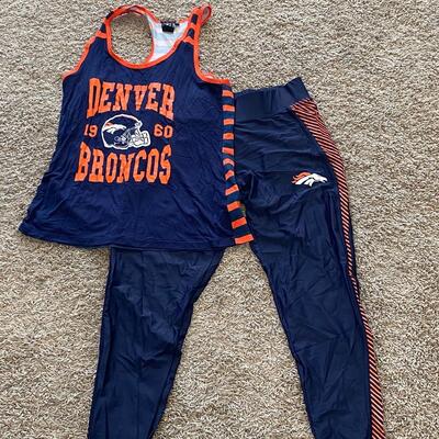 Ladies Woman's NFL Denver Broncos Racer Tank & 7/8 Length Leggings Striped Blue Orange Large
