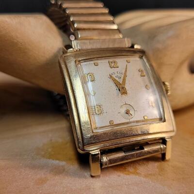 Lot 55: Vintage LORD ELGIN Gold Filled Manual Wind Unisex Dress Watch 30mm WORKS