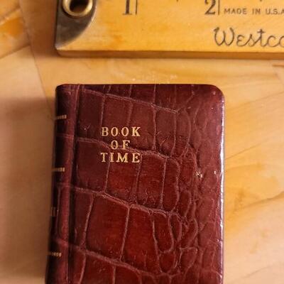 Lot 58: Vintage Mini "Book of Time" Desk Clock Manual Wind