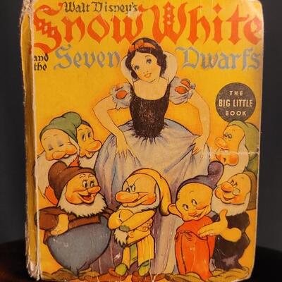 Lot 61: (2) Vintage 1930's THE BIG LITTLE BOOK Selections feat. SNOW WHITE