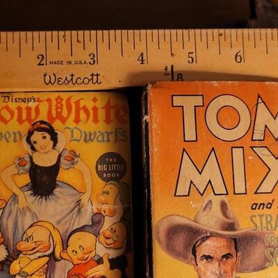 Lot 61: (2) Vintage 1930's THE BIG LITTLE BOOK Selections feat. SNOW WHITE
