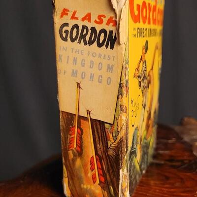Lot 62: Vintage 1930's THE BIG LITTLE BOOK Flash Gordon in the Forest Kingdom of MONGO Book