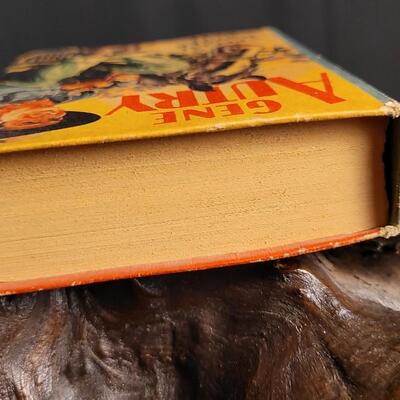 Lot 67: Vintage The Better Little Book GENE AUTRY in The Special Ranger