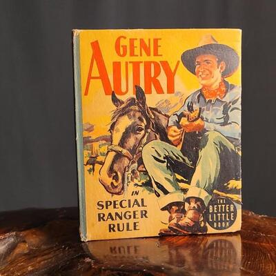 Lot 67: Vintage The Better Little Book GENE AUTRY in The Special Ranger