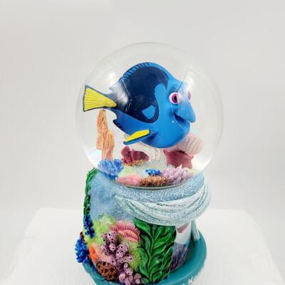 BRADFORD EXCHANGE "FINDING NEMO" DISNEY SNOW GLOBE