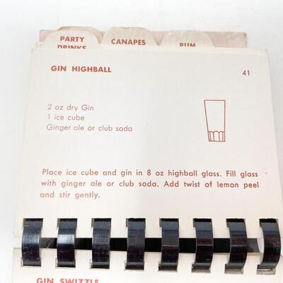 1957 â€œA GUIDE TO PINK ELEPHANTSâ€ MINI MIXED DRINK RECIPE BOOK