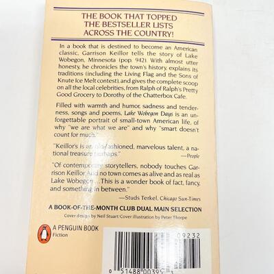 1986 â€œLAKE WOBEGON DAYSâ€ BY GARRISON KEILLOR PAPERBACK BOOK