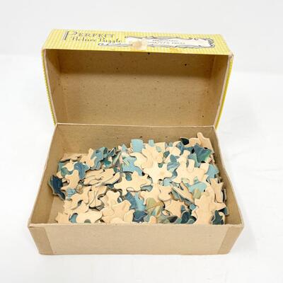 VINTAGE â€œGLOUCESTER BOUNDâ€ SHIP PUZZLE - 15â€ x 10â€