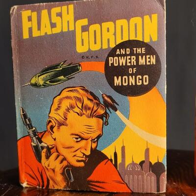Lot 72: (2) Vintage 1940's FLASH GORDON The Better Little Book Selections