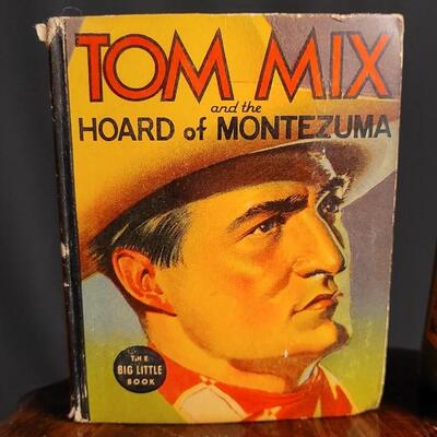 Lot 74: (2) Vintage The Better Little Book Western Selection