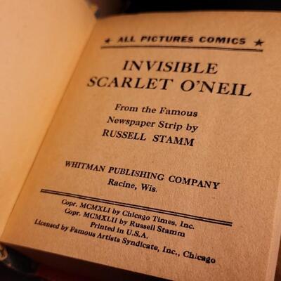 Lot 77: (2) Vintage 1940's INVISIBLE SCARLET O'NEIL The Better Little Books