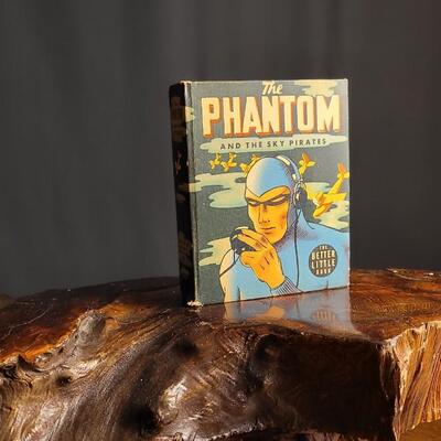 Lot 78: Vintage 1945 THE PHANTOM and the SKY PIRATES The Better Little Book