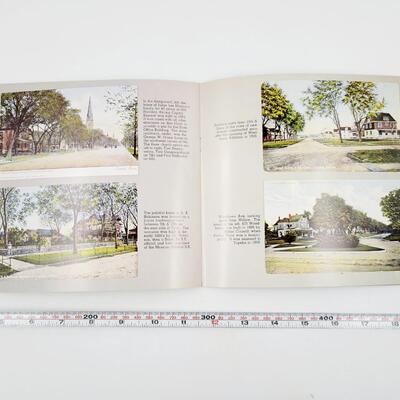 SHAWNEE COUNTY HISTORICAL SOCIETY "HAVING A WONDERFUL TIME" SOFT COVER BOOK