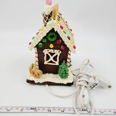 HOLIDAY LIGHT UP GINGERBREAD HOUSE