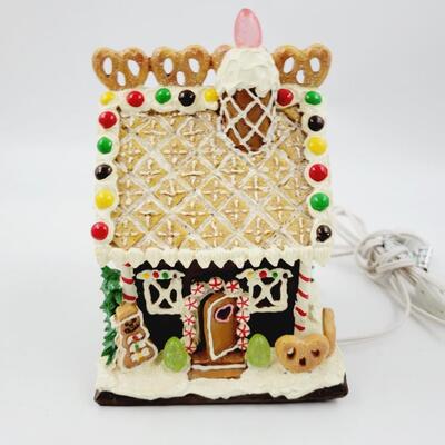 HOLIDAY LIGHT UP GINGERBREAD HOUSE