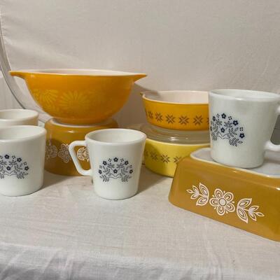 Vintage PYREX Assortment