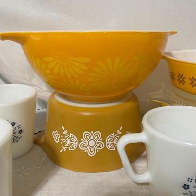 Vintage PYREX Assortment