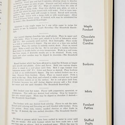 1977 SEARCHLIGHT RECIPE BOOK - PUBLISHED IN TOPEKA