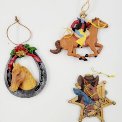 HOLIDAY HORSE THEMED ORNAMENTS 3PC
