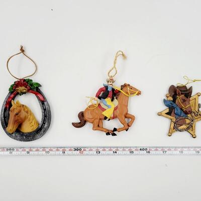 HOLIDAY HORSE THEMED ORNAMENTS 3PC