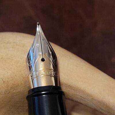Lot 85: Vintage SCHEAFFER Red Marble Tone Fountain Pen