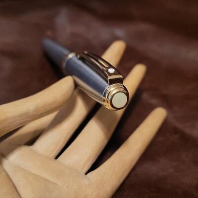 Lot 86: Vintage SCHEAFFER'S Fountain Pen Chrome Case w/ Gold Trim