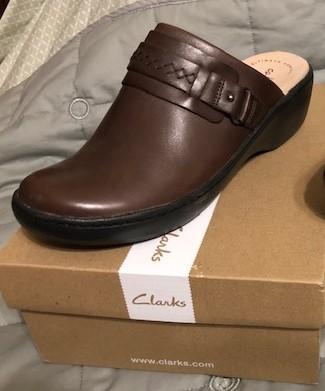 clarks delana amber mule