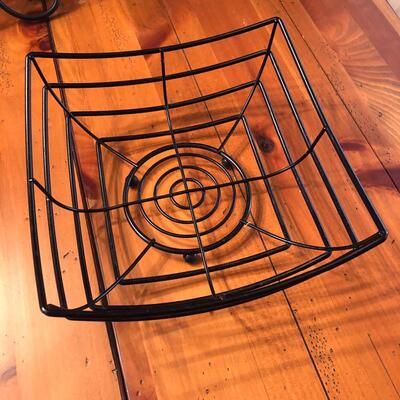 Wire Decor, Trivets & Baskets (DR - KM)