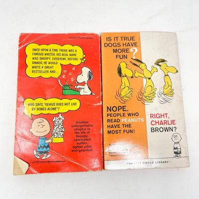 VINTAGE PEANUTS CARTOON BOOK BUNDLE #3