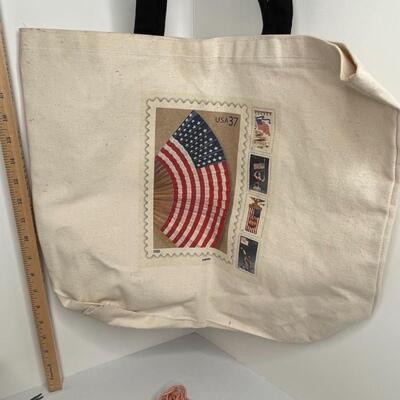 Misc glasses, tote, eyeglass holders, misc lawn spikes and plant type stakes, pot