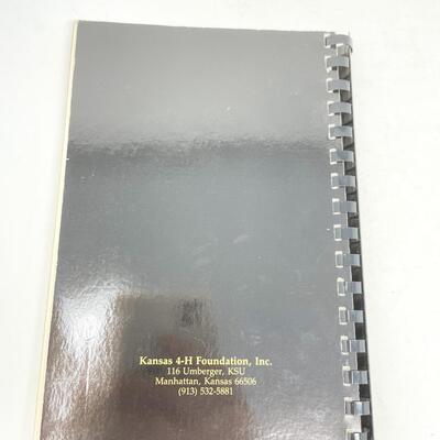 â€œESSENCE OF KANSAS! TASTEâ€ 4-H COOKBOOK