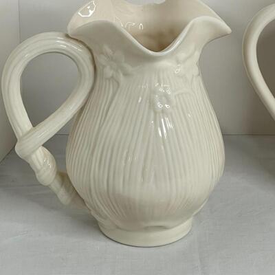 3 different Vases