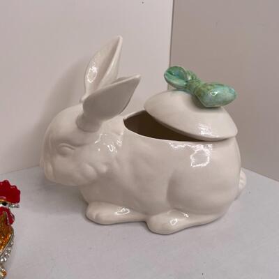 Ceramic Bunnies, Carott, Rooster Cookie Cutter