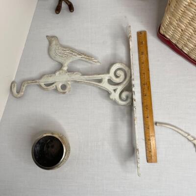 Purse and scarf, crown, pipe, brass, candle holder, form, metal vase, Metal hanging bird