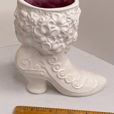 Lenox vase, ceramic boot, Dutch ceramic shoe