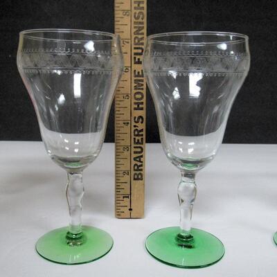 Set of 5 Vintage Etched Goblets With Green Glass Foot