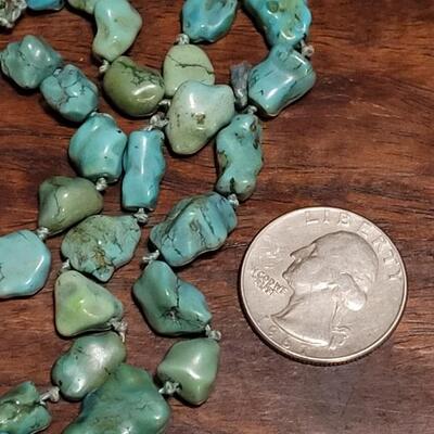 Lot 104: Vintage 32" Hand Knotted Turquoise Necklace