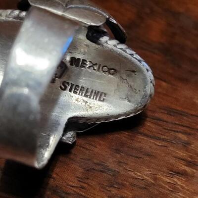 Lot 110: 1940's Mexican Sterling & Amethyst Poison Ring