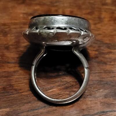 Lot 113: Vintage TAXCO Sterling & Large Black Onyx Ring