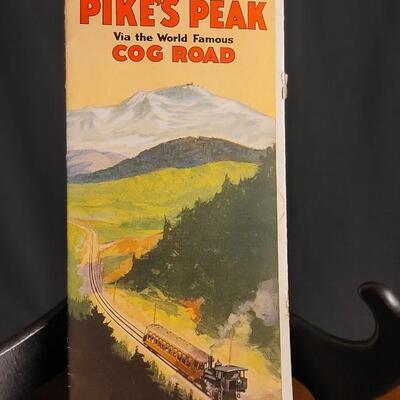 Lot 122: Assortment of Antique PIKES PEAK Colorado Travel Brochures
