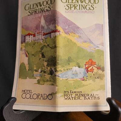 Lot 124: (2) Antique Advertising GLENWOOD SPRINGS Travel Brochures
