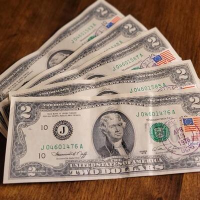 Lot 134: Group of (5) 1976 1st day Issue $2 Bills w/ Fort Collins Postmark & Stamp