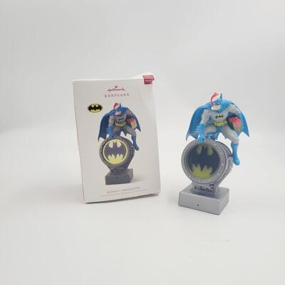 HALLMARK KEEPSAKE BATMAN ORNAMENT