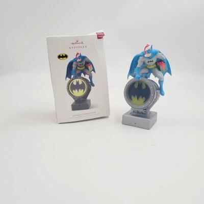 HALLMARK KEEPSAKE BATMAN ORNAMENT