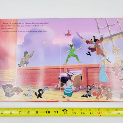 DISNEYS AMAZING ADVENTURES- A STICKER ACTIVITY BOOK