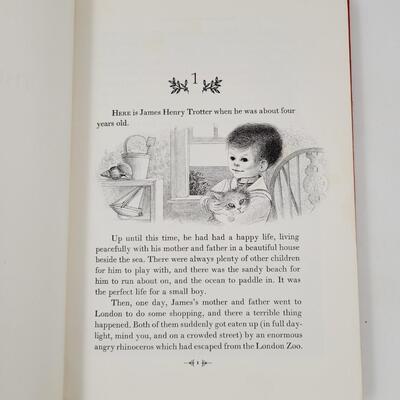 JAMES & THE GIANT PEACH BY ROALD DAHL