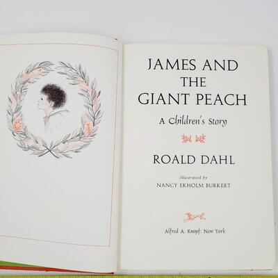 JAMES & THE GIANT PEACH BY ROALD DAHL