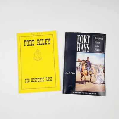 FORT RILEY & FORT HAYS INFORMATION PAPERBACK BOOKS